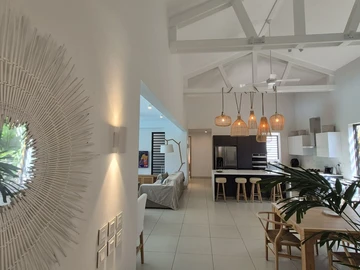 4 Bedroom Villa