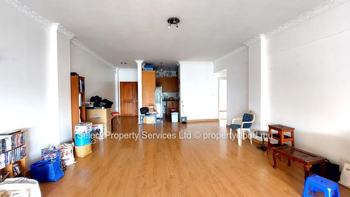 Appartement de 3 chambres à vendre à Vieux Quatre Bornes à Rs