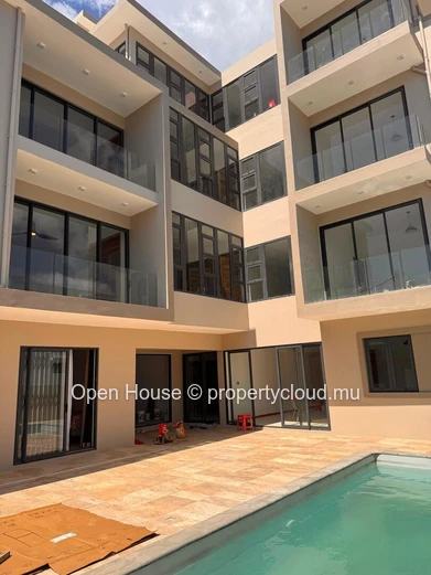 Appartement 2 chambres avec piscine à vendre à Grand Baie