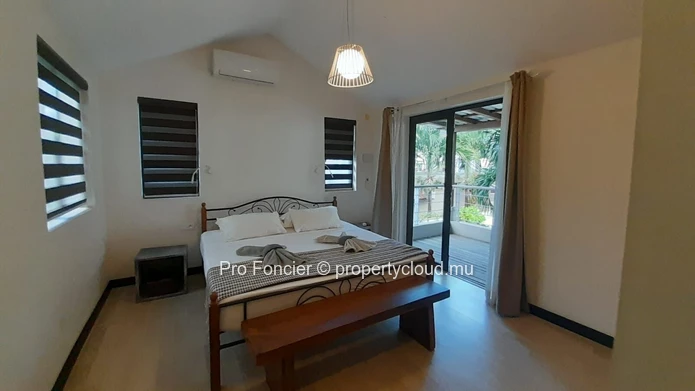Bloc of apartments for sale in Albion - Ideal for investment