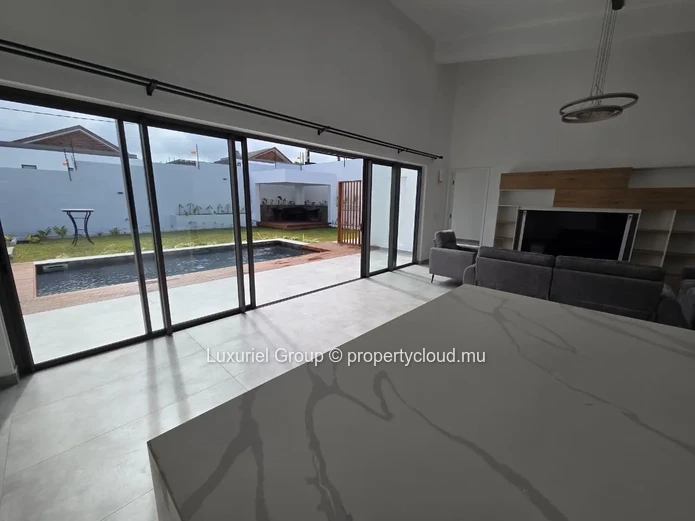 Secure Residence Villa For Rent