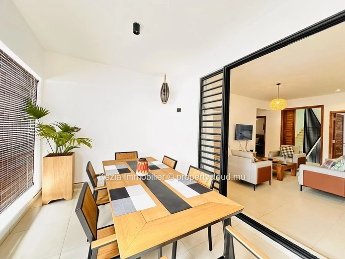 Appartement Contemporain Avec Rooftop