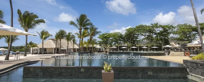 3-bedroom townhouse for sale in Anahita, with golf views, private pool, and smart home technology