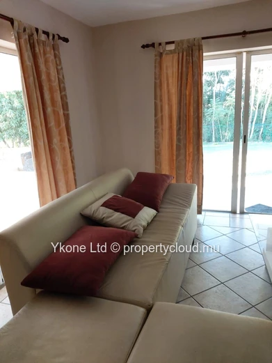 Villa For Sale In Arsenal