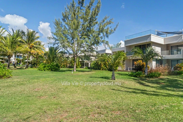 Calodyne - Duplex de 3 chambres avec piscine en bord de mer