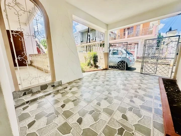 Maison de 6 Chambres
