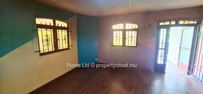 House For Sale At Seizieme Mille, Forest Side
