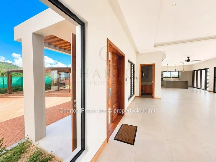 Villa d’exception de 4 chambres avec vue panoramique sur la baie de Tamarin