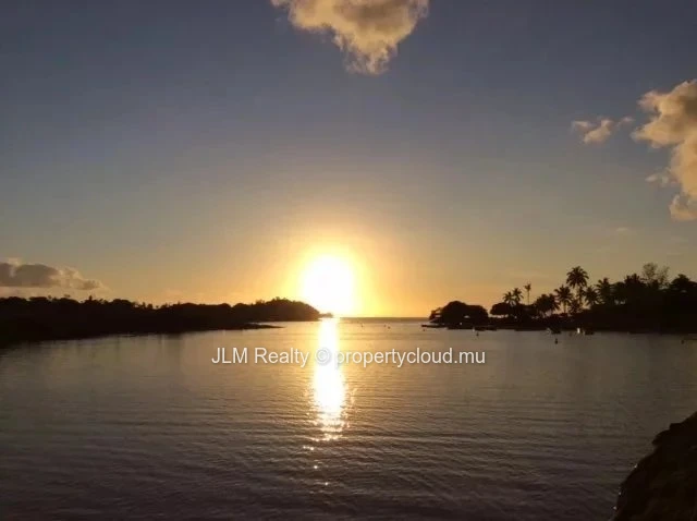 Superb penthouse with marina access for sale in Black River, Mauritius