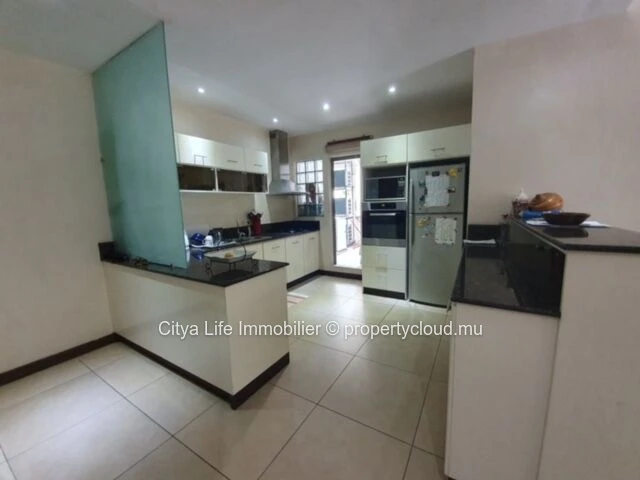 Stunning Furnished R+2 Apartment in La Preneuse