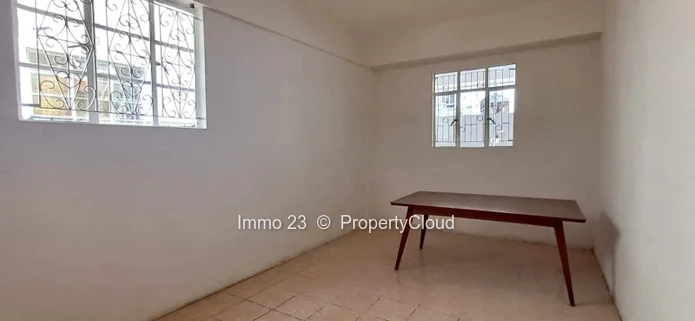Maison / Villa - 4 chambres - Port Louis - Ref. MA98600VE