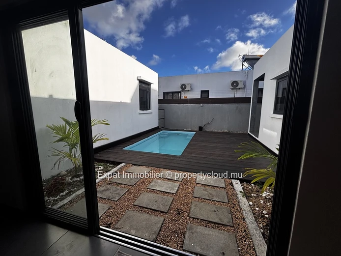 Detached 2-Bedroom En-Suite Villa With Private Swimming Pool – Grand Baie
