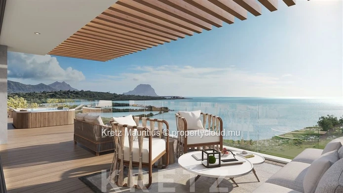 Three-bedroom seafront penthouse with views of Le Morne