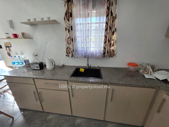 Villa meublée 2 chambres, mezzanine lumineuse — Forest Side, Curepipe