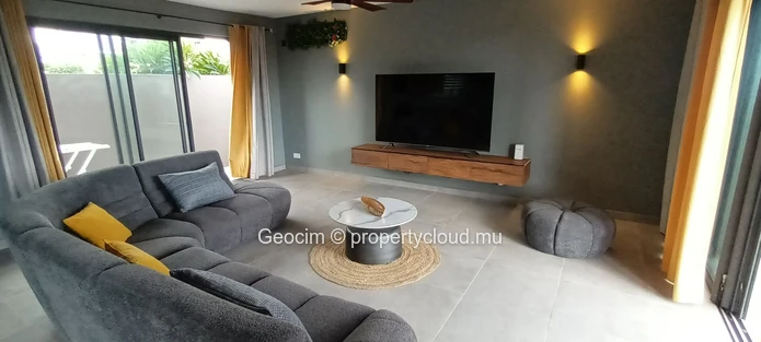 Flic en Flac Dans Morcellement fermé, Maison neuve meublée de 3 càc 3 sdb + studio independant sur 132 toises terrain... (Mandat exclusif)