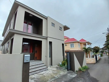 6 Bedroom House for sale Vacoas 