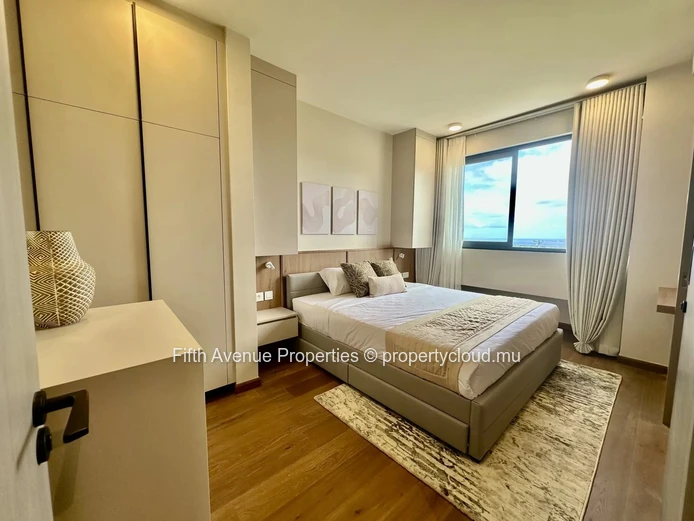 New 3-Bedroom Apartment with Sea and Mountain Views