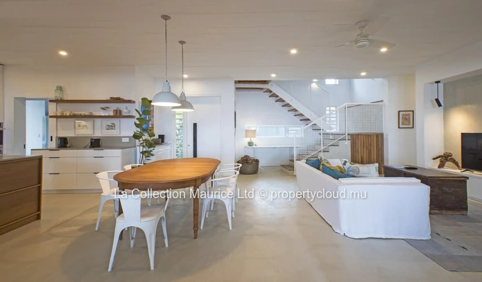 Villa I Tamarin I Beachfront
