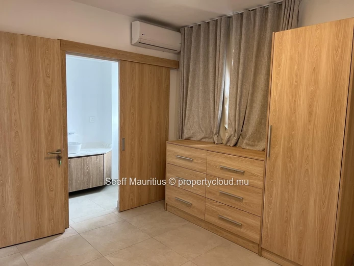 Villa neuve de 4 chambres proche de l'école