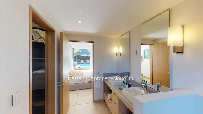 Comfort and elegance of a 3-bedroom en-suite villa