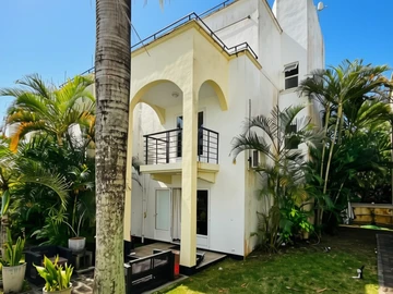 3 Bedroom Townhouse, Duplex