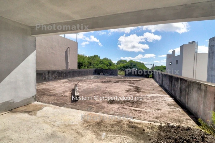 Espace de stockage de 275 m²