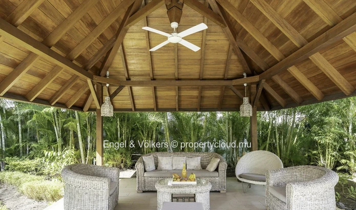 FOR SALE - Luxury 4-Bedroom En-Suite Villa in Black River