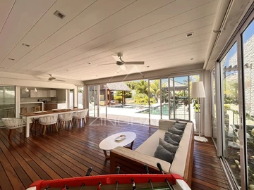 4 Bedroom Villa