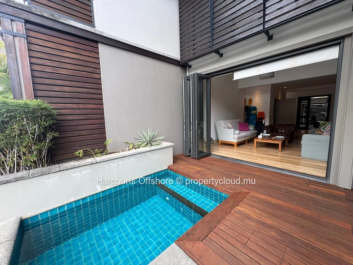 Villa de Luxe en Bord de l’Eau avec Amarrage Privé à Tamarin