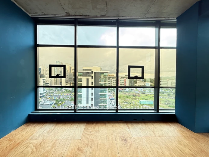 High-End Private Office Suites For Rent | Ébène