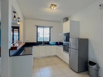 3 Bedroom Townhouse, Duplex