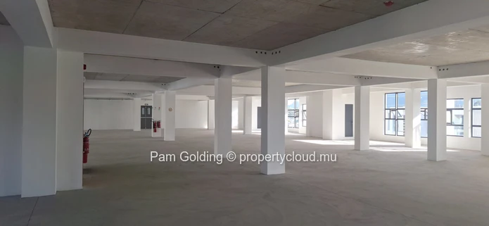 Prime Commercial Floor for Sale – Ebene Square, Ebene Cybercity
