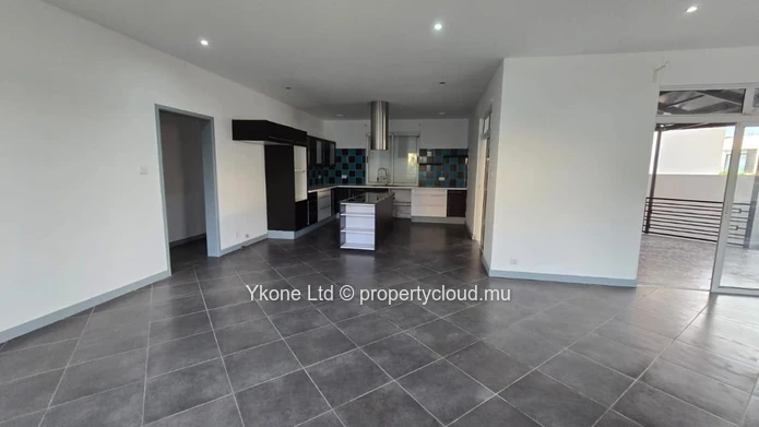 House For Sale In Flic en Flac
