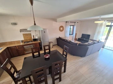 Townhouse, Duplex de 3 Chambres