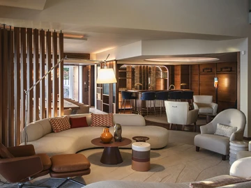 5 Bedroom Villa