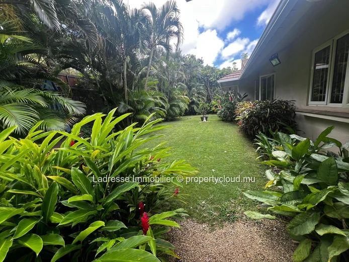 Beautiful house for sale at Hillside, Belle Vue.