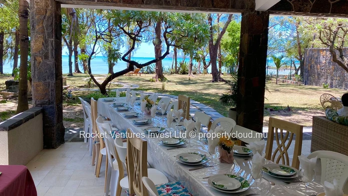 Villa 3 Chambres en Bord de Mer – Calodyne