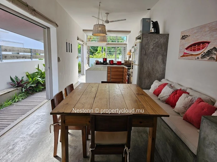 Duplex sécurisé de 3 chambres à louer, a quelques pas de la plage de Pointe d'Esny