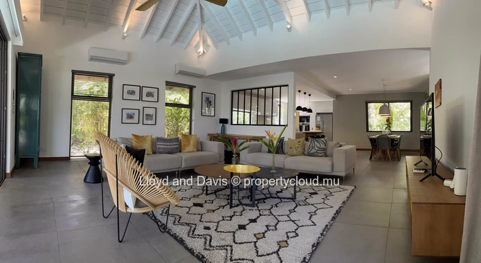 Contemporary Tropical Villa