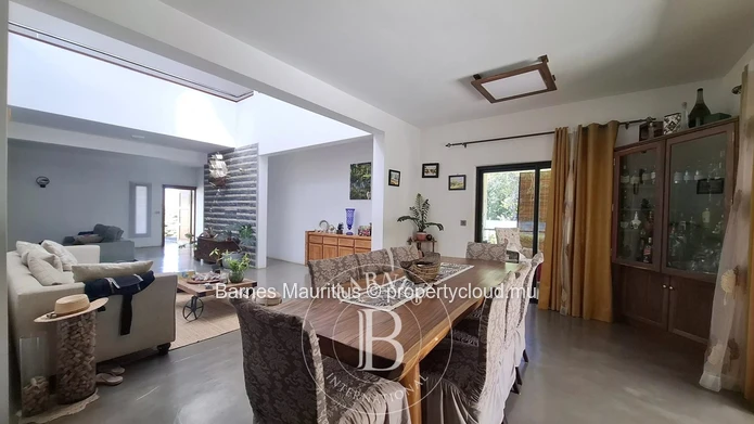 BAMBOU - Modern Villa - 4 Bedrooms
