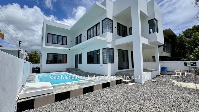 Elegant Apartments for Long-Term Rent – Chemin Vingt Pieds, Grand Baie