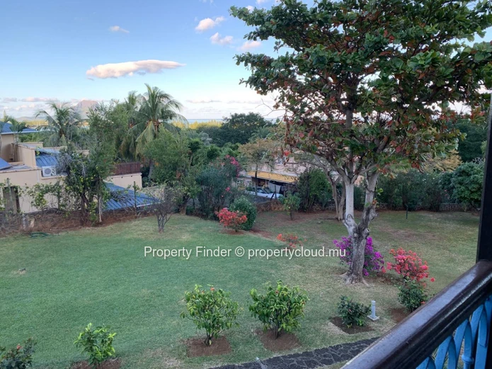 Exceptional 4 Bedroom Villa  