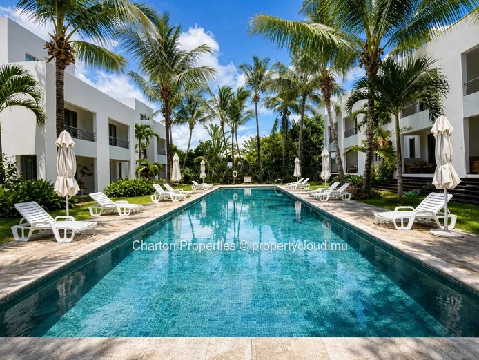 Three-bedroom Triplex in the heart of Péreybère, blending tropical elegance and Mauritian way of life