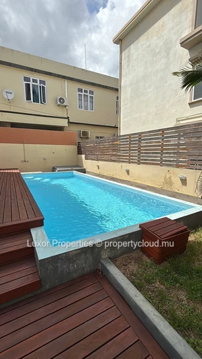 Flic en Flac | Duplex for Rent (cats only)