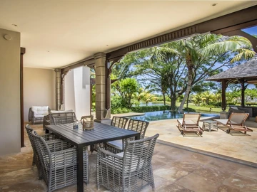 Tee to Sea - Heritage Villas Valiche