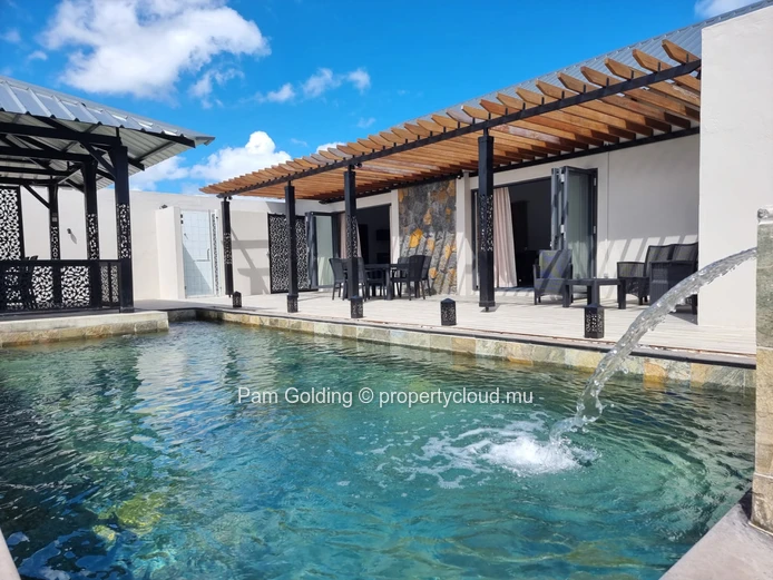Prime Real Estate in the heart of Petite Riviere Noire, Domaine de Palmyre
