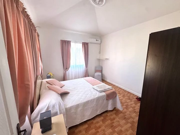 5 Bedroom Villa