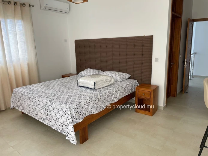 Do you work from home or are you looking for a property close to all amenities and the sea?