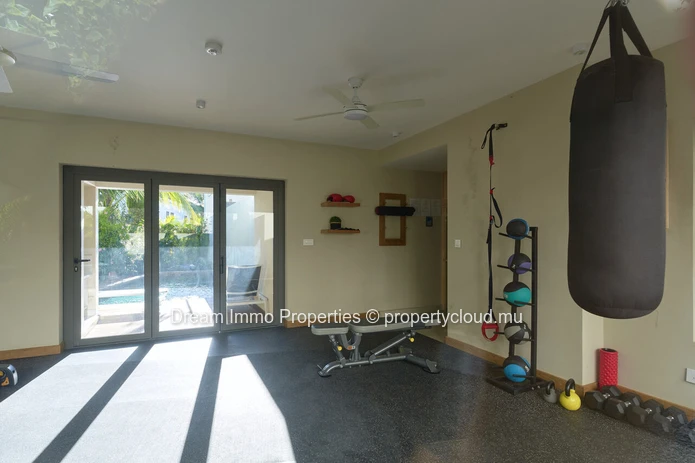 Appartement Neuf Avec Toit Terrasse Prive Vue Mer A Pointe  Aux Canonniers - Ile Maurice