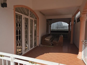 Maison de 6 Chambres